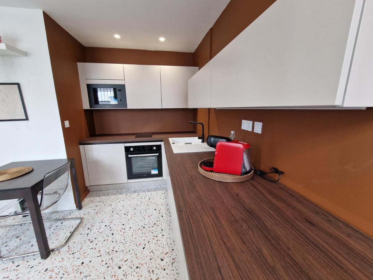 Maison Ping ,En Face Des Arenes Beziers Exterior photo